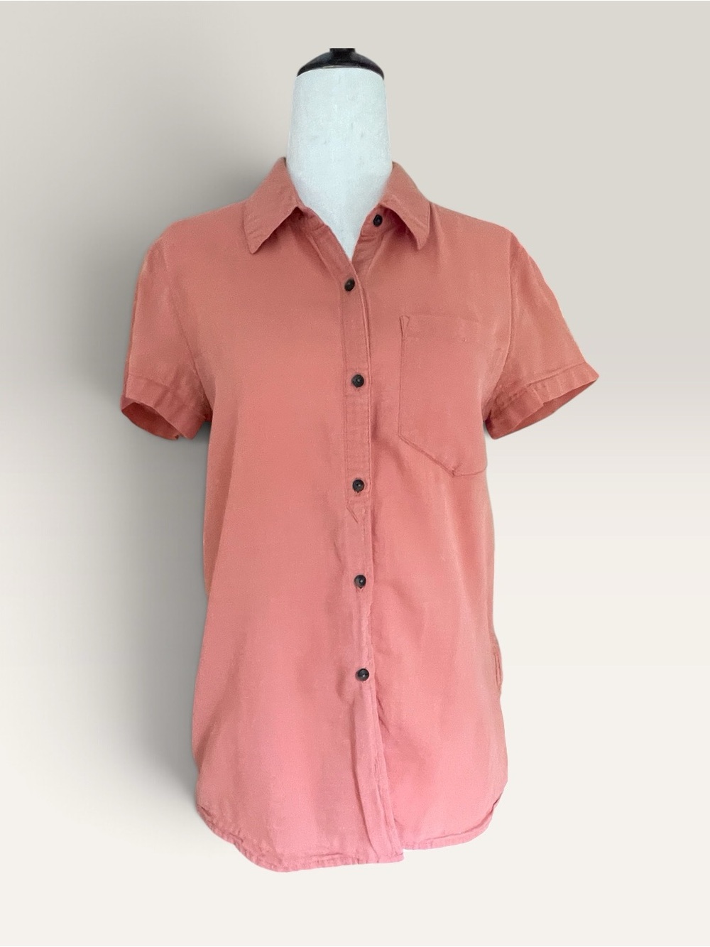 Patagonia Organic Cotton Hemp Button Down Shirt Coral Small